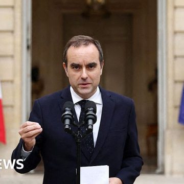 French Prime Minister Sébastien Lecornu resigns after less than a month