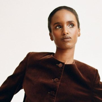 9 Very Luxe and Lustrous Velvet Outfit Ideas to Try This Winter