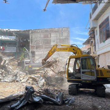 Death toll from Indonesia school collapse rises to 14 as more victims found | Infrastructure News