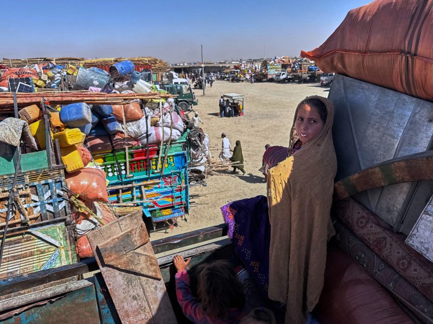 Pakistan speeds up expulsion of Afghan refugees amid tensions with Taliban | Refugees