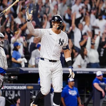 Aaron Judge Praised By MLB Fans as Clutch HR Helps Yankees Force ALDS G4 vs. Blue Jays