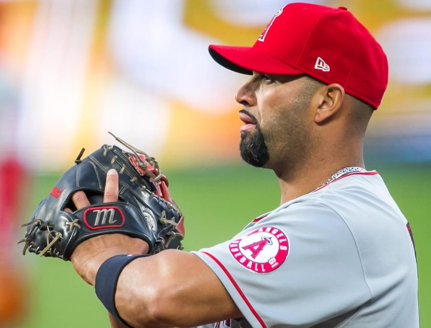 Albert Pujols, Angels Reportedly Discuss Managerial Contract After Ron Washington Exit