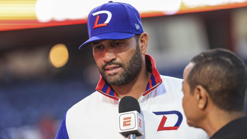 Albert Pujols Reportedly Will Interview for Angels Manager Job to Replace Washington