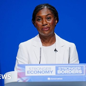 Badenoch to set out new rule to cut borrowing and taxes