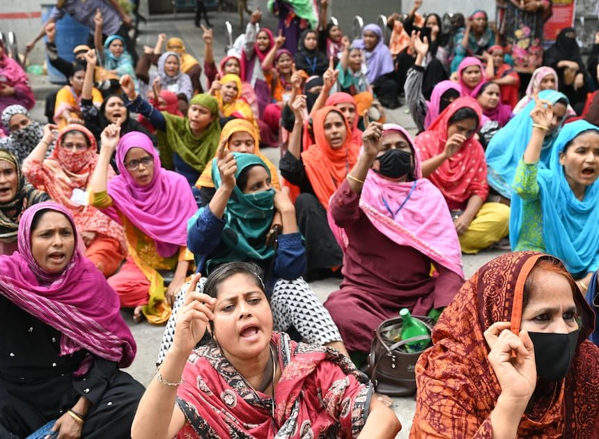 Bangladesh Drops Criminal Cases Against 48,000 Garment Workers