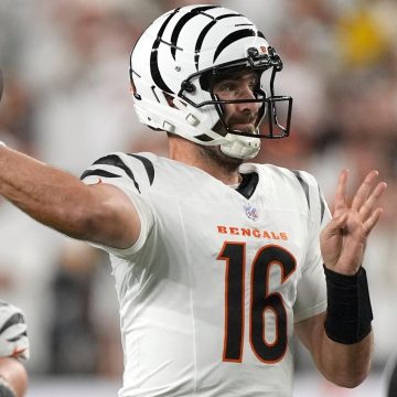 Bengals Fans Troll Browns in Video, Celebrate Joe Flacco Trade After Win vs. Steelers