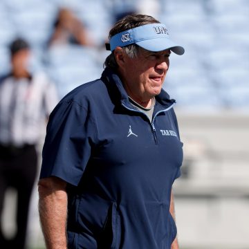 Bill Belichick, UNC Offense Criticized By CFB Fans After 1st-Half Struggles vs. Cal