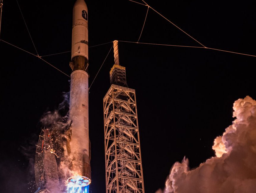 Blue Origin aims to land next New Glenn booster, then reuse it for Moon mission