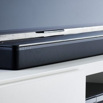 Bose's SoundTouch 300 wireless soundbar.