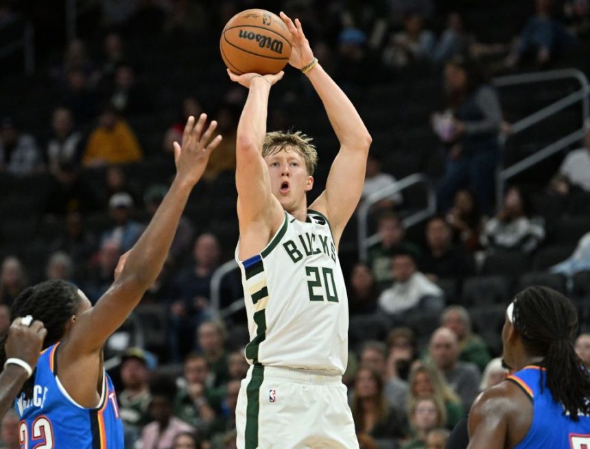 Bucks, AJ Green agree to 4-year, $45 million extension