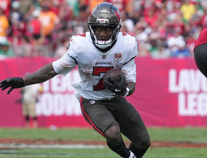 Bucky Irving's Status Reportedly 'Up in the Air' for Bucs vs. Seahawks amid Injury