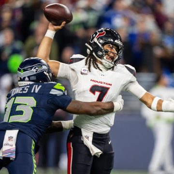 C.J. Stroud, Texans Offense Criticized by NFL Fans in MNF Loss to JSN, Seahawks