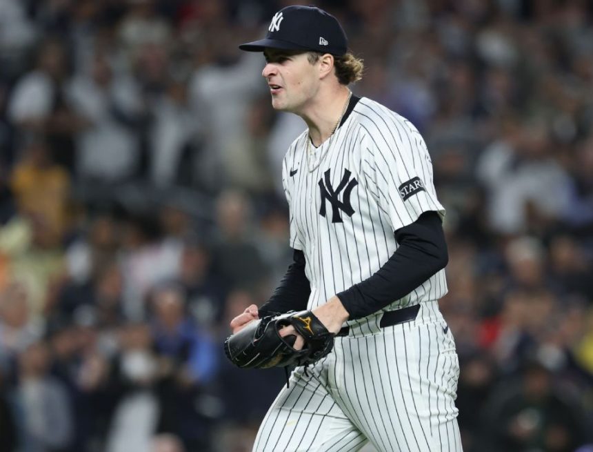 Cam Schlittler calls Red Sox fans' online heckling of family 'disappointing'