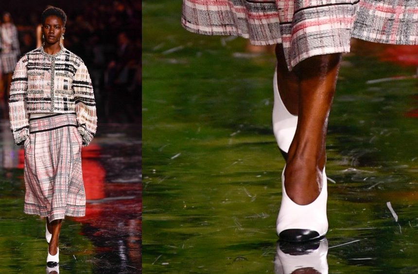 Model on the runway at the Chanel fashion show as part of Spring/Summer 2026 Paris Fashion Week held at Grand Palais on October 06, 2025 in Paris, France.