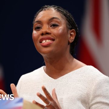 Conservatives would scrap stamp duty, Badenoch announces