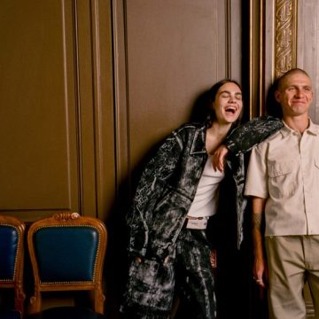 The campaign for the Rassvet x Dickies collaboration was shot at emblematic Parisian restaurant Le Train Bleu. 
