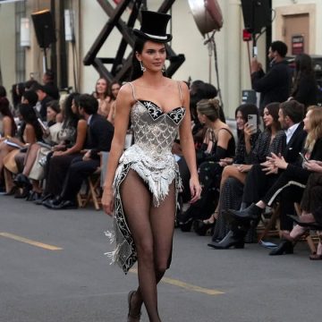 Fourth ‘Vogue World’ Reimagines Hollywood’s Lost Magic Fourth ‘Vogue World’ Reimagines Hollywood’s Lost Magic