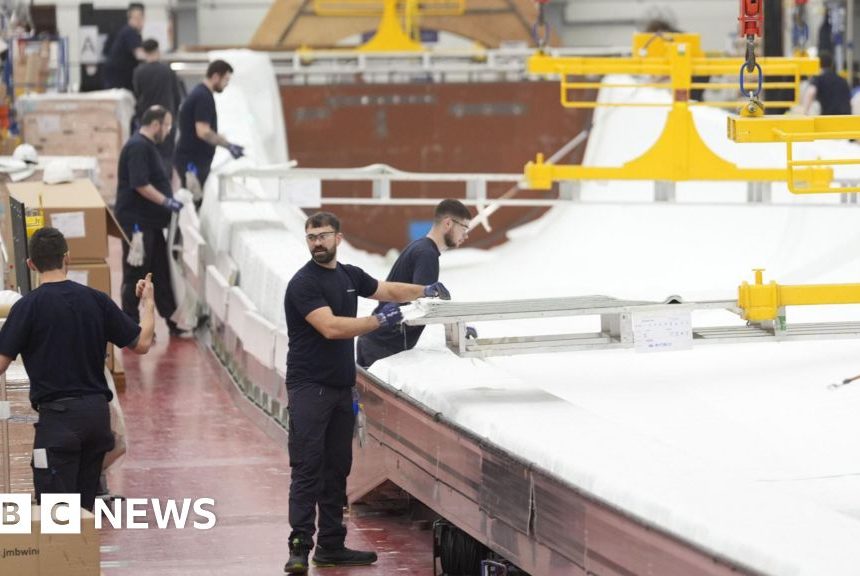 Government vows to create 400,000 jobs in clean energy sector