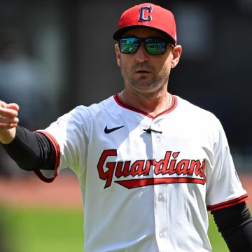 Guardians' Craig Albernaz, Orioles Reportedly Finalizing Manager Contract Guardians' Craig Albernaz, Orioles Reportedly Finalizing Manager Contract