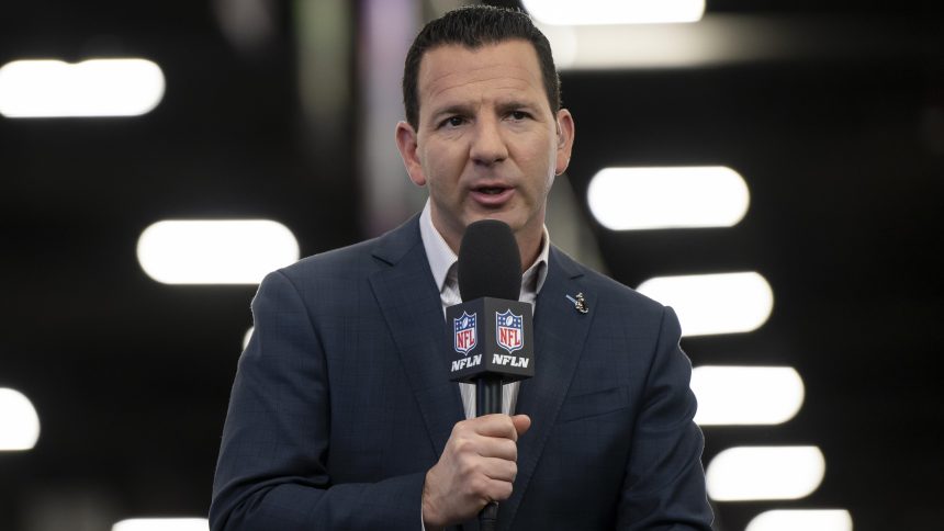 Ian Rapoport Talks Breaking Joe Flacco Trade on Golf Course, Not Recognized by Group