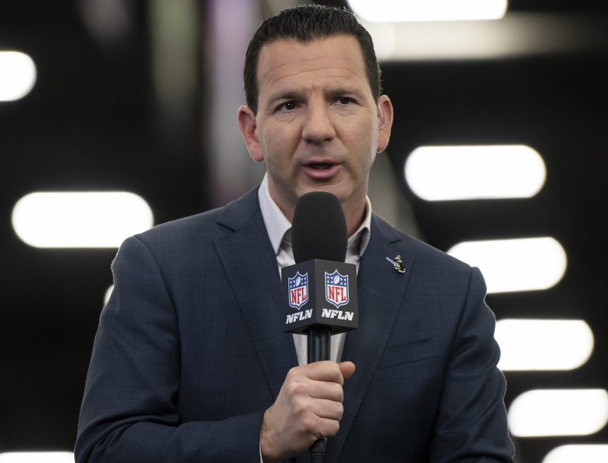 Ian Rapoport Talks Breaking Joe Flacco Trade on Golf Course, Not Recognized by Group