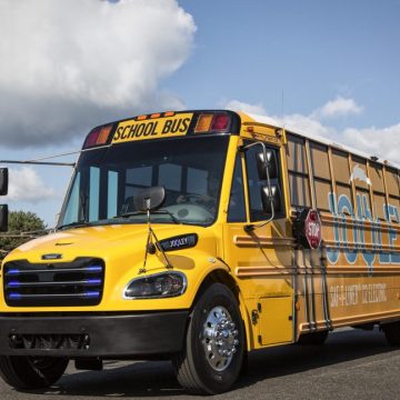 Illinois utility tries using electric school buses for bidirectional charging
