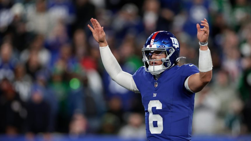 Jaxson Dart Makes History, Joins Mahomes, Lamar in Elite Company as Giants Beat Eagles