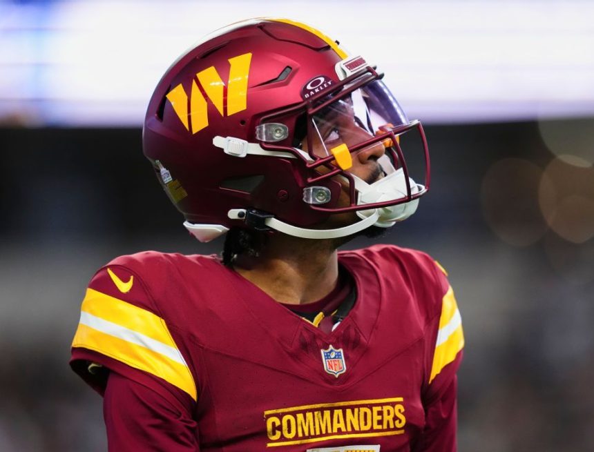 Jayden Daniels exits Commanders' loss; MRI on hamstring next
