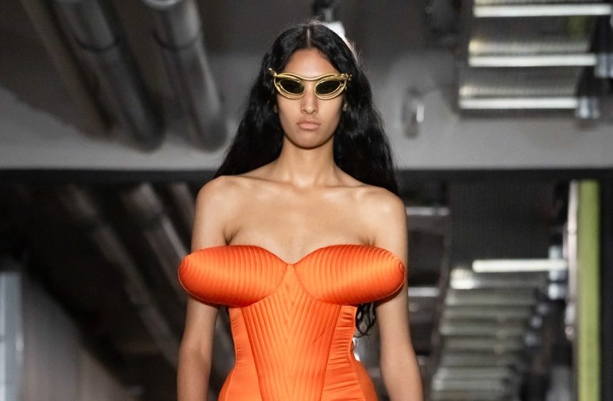 Jean Paul Gaultier Spring 2026 Ready to Wear Runway, Fashion Show & Collection Review