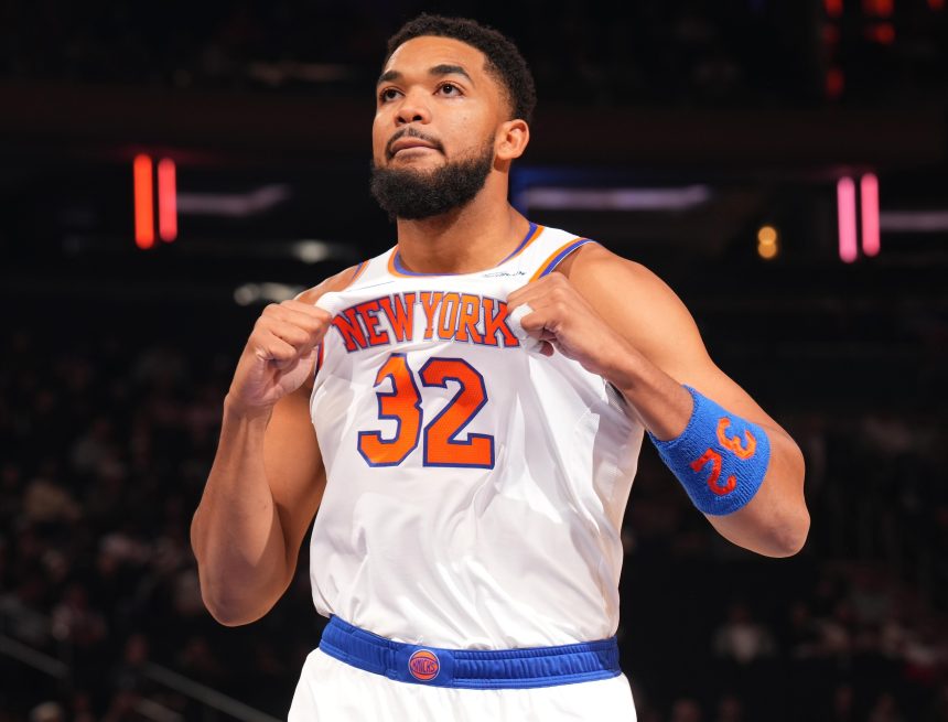 Karl-Anthony Towns Says He Doesn't Know His Role in Knicks' Offense Under Mike Brown