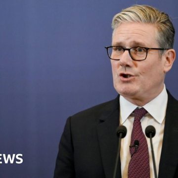 Keir Starmer praises Donald Trump over role in Gaza ceasefire deal