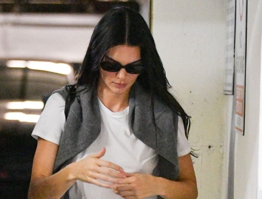 Kendall Jenner and Mary-Kate Olsen Stick to Their Own Style Codes for Sushi