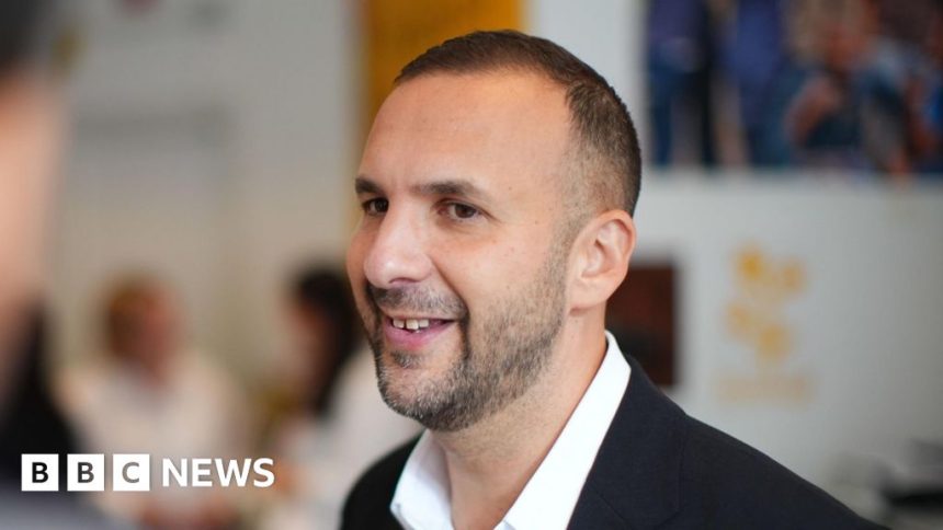 Labour just handmaidens to Reform, says Green leader Zack Polanski