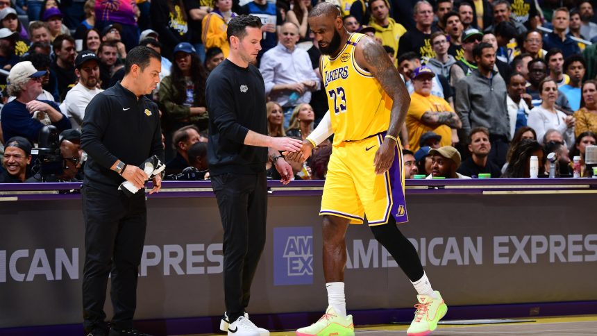 Lakers' J.J. Redick Says 'Nobody Was Freaking Out' About LeBron James' 2nd Decision