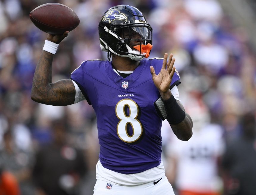 Lamar Jackson Out for Ravens vs. Bears with Hamstring Injury, Tyler Huntley to Start