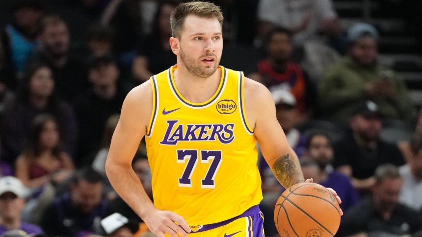 Luka Doncic 'Trying to Get Used to' Deandre Ayton Connection Ahead of Lakers Season