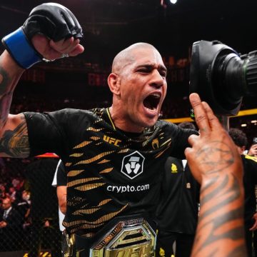 MMA divisional rankings: Alex Pereira powers his way back to top at light heavyweight