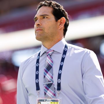 Mark Sanchez Hospitalized in Stable Condition After Reported Stabbing in Indianapolis