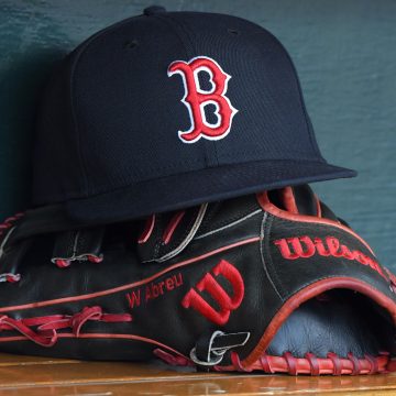 Mike Greenwell Dies at Age 62, Was Inducted Into Red Sox HOF in 2008
