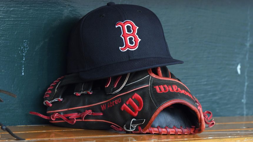Mike Greenwell Dies at Age 62, Was Inducted Into Red Sox HOF in 2008