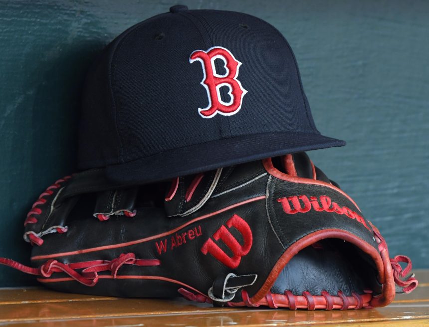 Mike Greenwell Dies at Age 62, Was Inducted Into Red Sox HOF in 2008