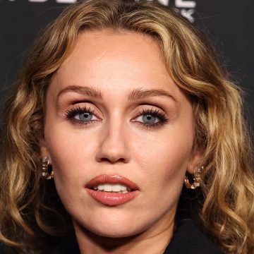 Miley Cyrus Takes the Plunge Into Power Suiting Miley Cyrus Takes the Plunge Into Power Suiting