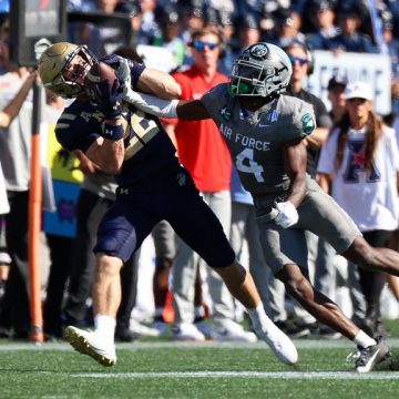 Navy rides record day from Eli Heidenreich to win vs. Air Force