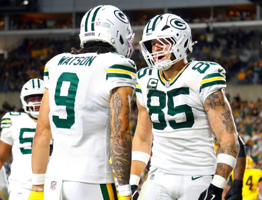 Packers-Steelers on SNF: Live updates as Aaron Rodgers faces Green Bay