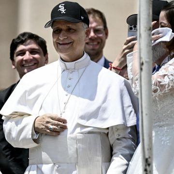 Pope Leo XIV Trolls Cubs Fan on Video After 2025 MLB Playoff Loss