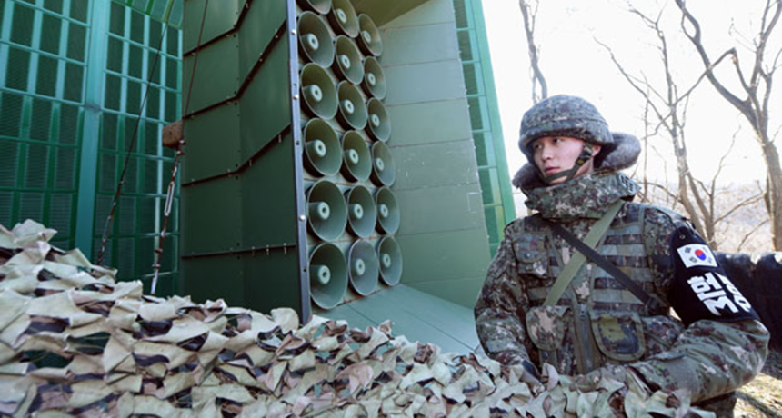 Seoul begins removing loudspeakers along border with North Korea