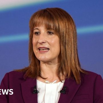 Rachel Reeves considering tax hike for lawyers and accountants