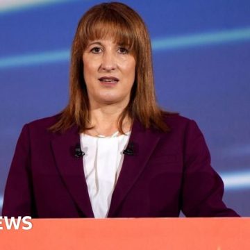Rachel Reeves unveils plan to cut red tape for business