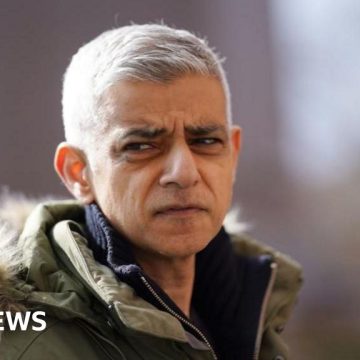 Sadiq Khan 'disgusted' by Met officers' behaviour