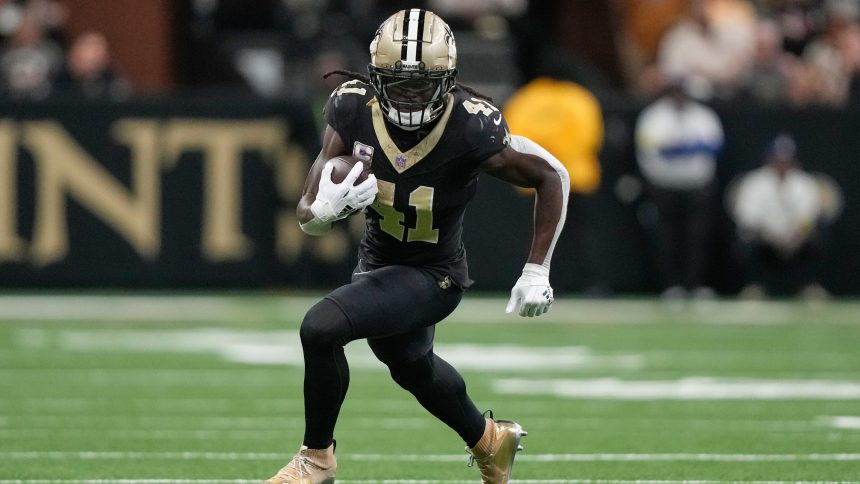 Saints' Alvin Kamara Reportedly Avoided Serious Ankle Injury, RB Is Day-to-Day